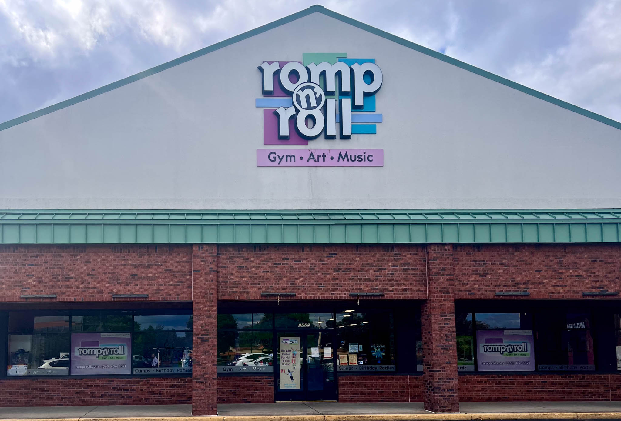 Romp n' Roll Wethersfield storefront.